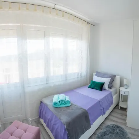 Apartman M Apartament *